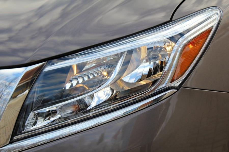  Nissan Pathfinder 2013 года  (фото 5 из 141)